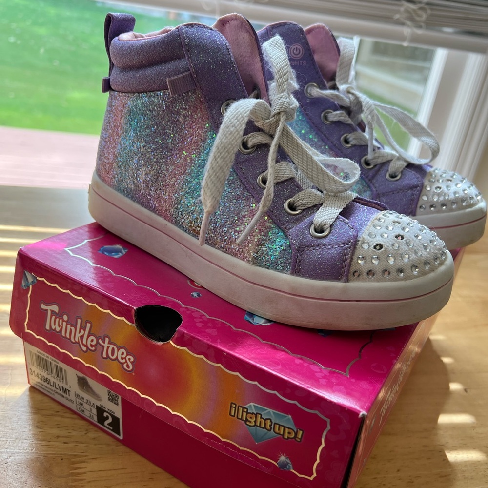 Sketchers Twinkle Toes Glitter/Light-Up High-Top Sz 2 Y